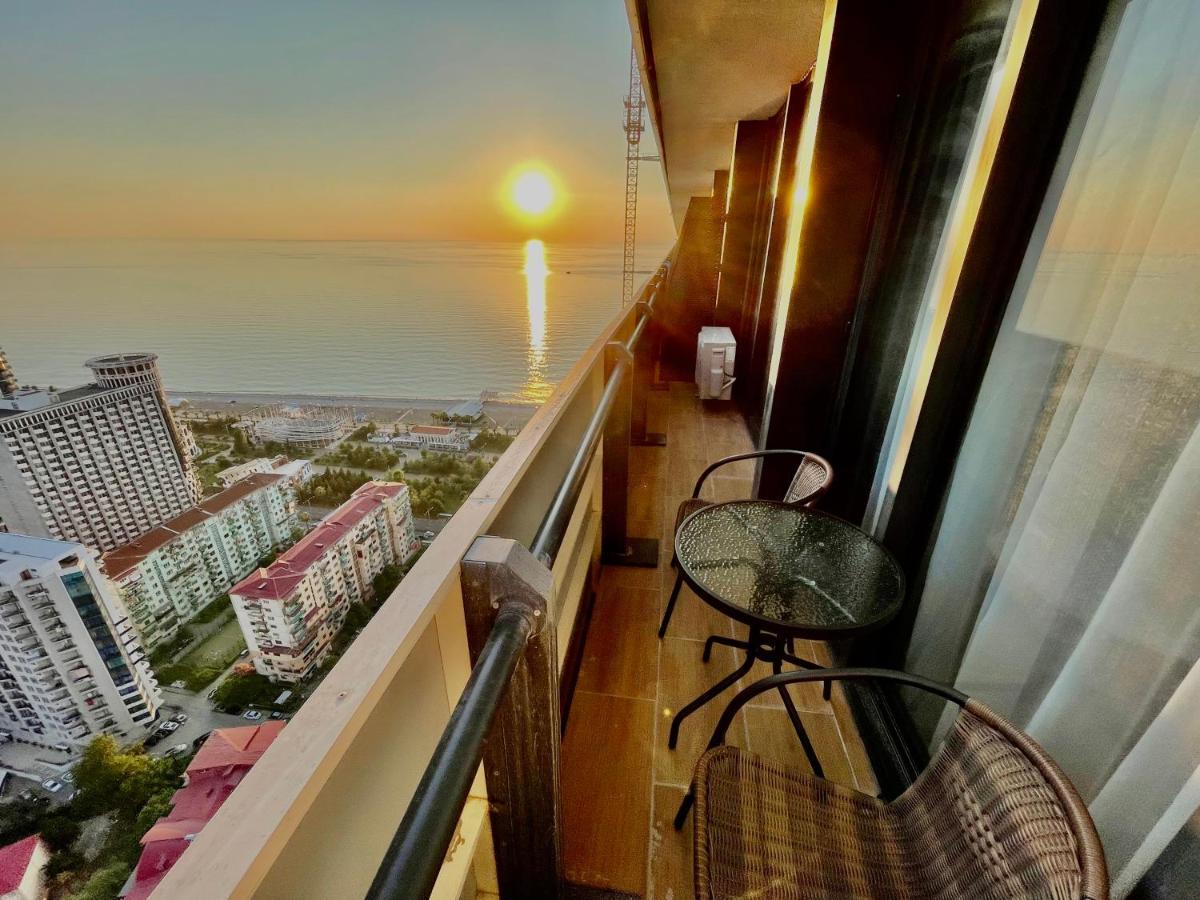 Orbi City Suite באטומי מראה חיצוני תמונה