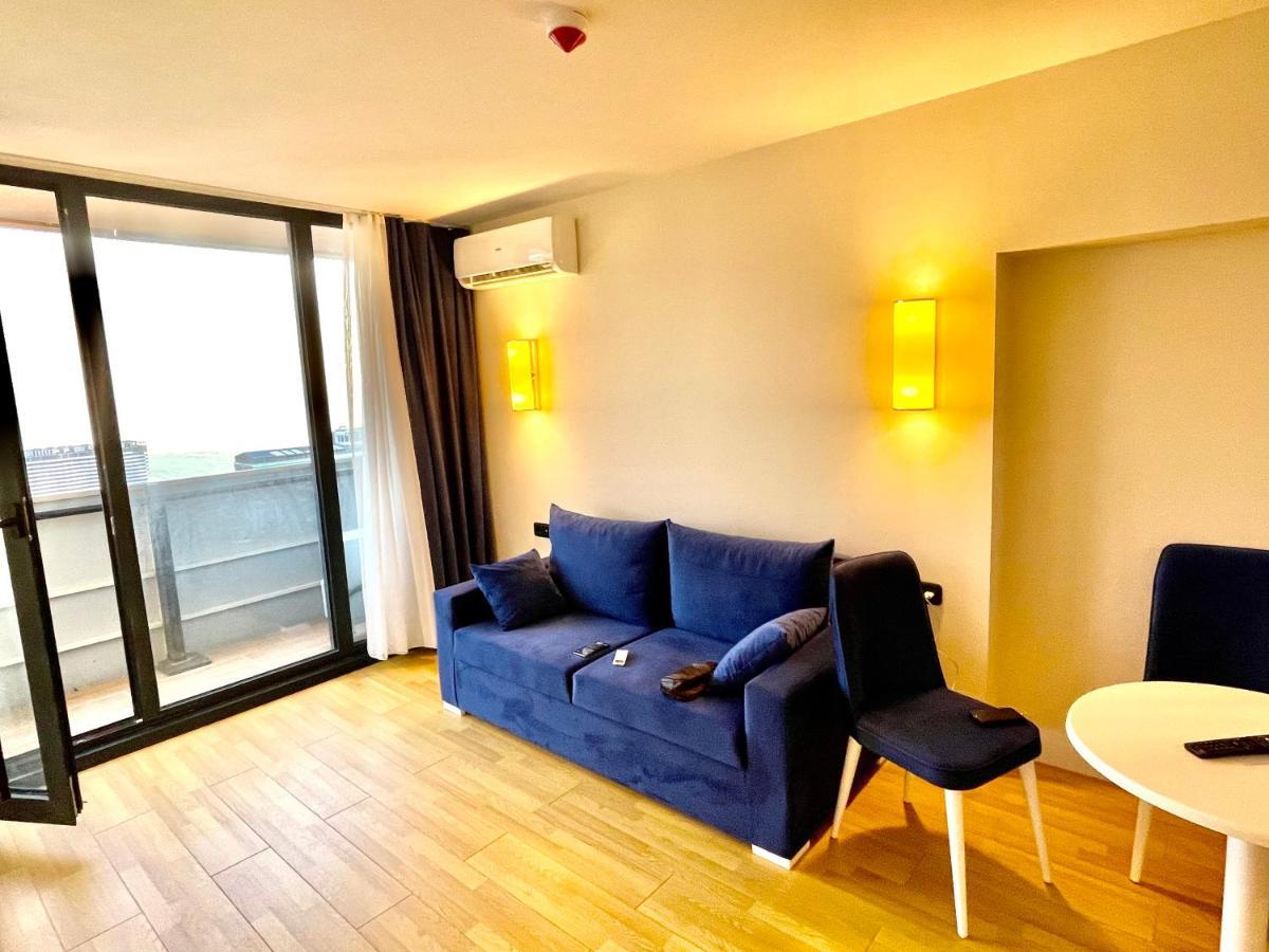 Orbi City Suite באטומי מראה חיצוני תמונה