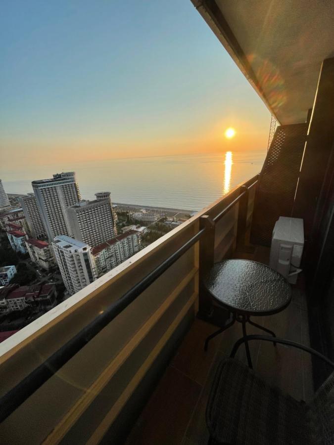 Orbi City Suite באטומי מראה חיצוני תמונה